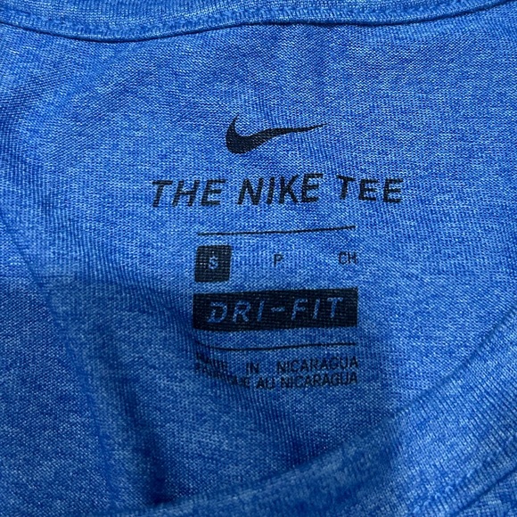 Nike dry fit shirt size men’s small - Picture 4 of 5